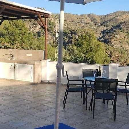 Villa Victoria Rio De La Miel Nerja Exteriör bild